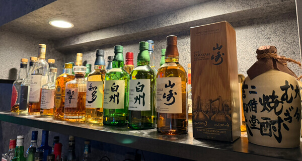 東京東日本橋エリアにあるゴルフ,カラオケが楽しめるバーのこだわりのお酒