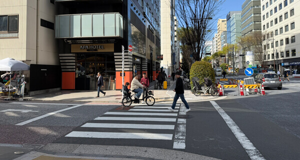 東京東日本橋エリアにあるゴルフバーへの東日本橋駅からのアクセス①